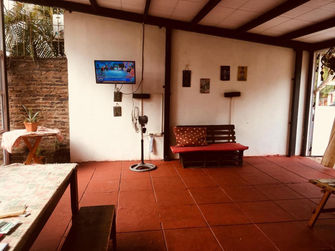 Hostel Costa Mosquito Posadas Eksteriør bilde